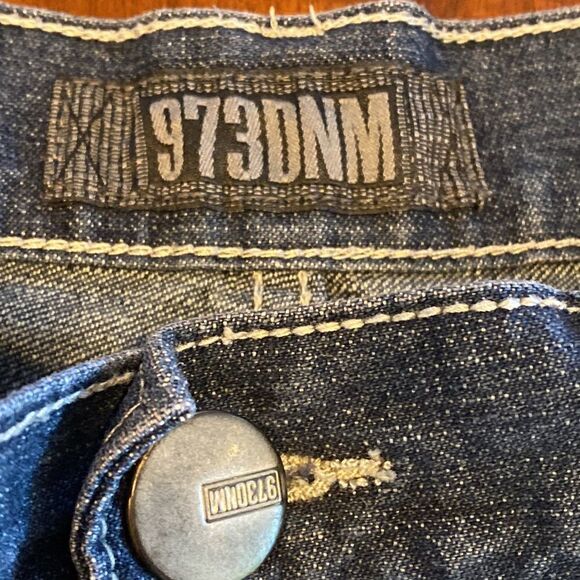 973 DNM Men’s Denim Distressed Shorts Size 34 - Picture 4 of 8